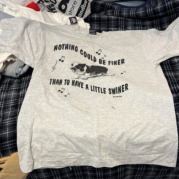 “Nothing could be finer than to have a little swiner” t-shirt (new no tags.) - Picture 4 of 4